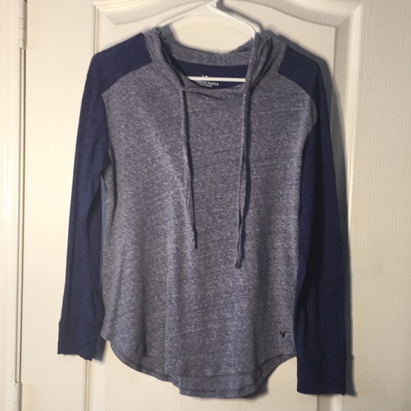 American Eagle Tops - American Eagle long sleeve hooded shirt